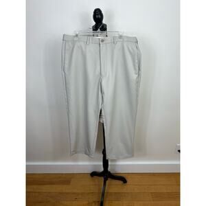 Haggar Clothing Classic Fit Cool 18 off white Khaki Dress pants with pockets